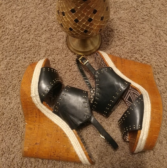 Jessica Simpson Shoes - Jessica Simpson wedges